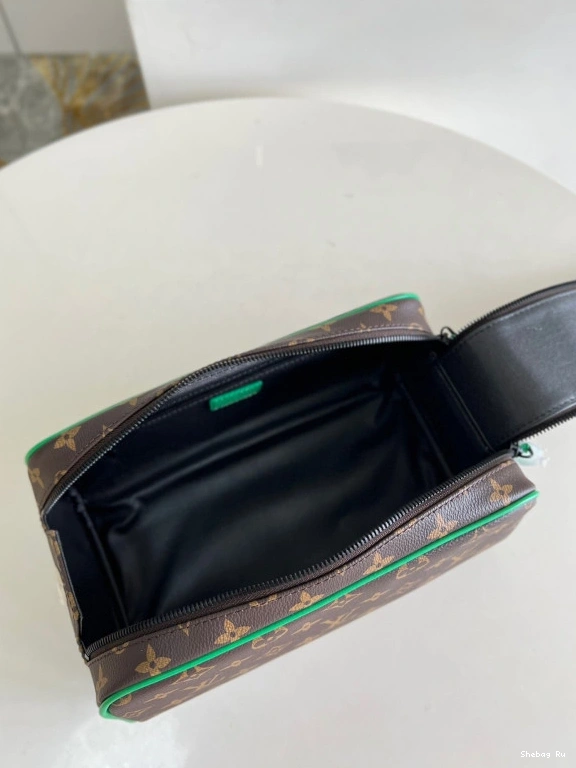 KIT POUCH LOUIS TOILET VUITTON DOPP 0713